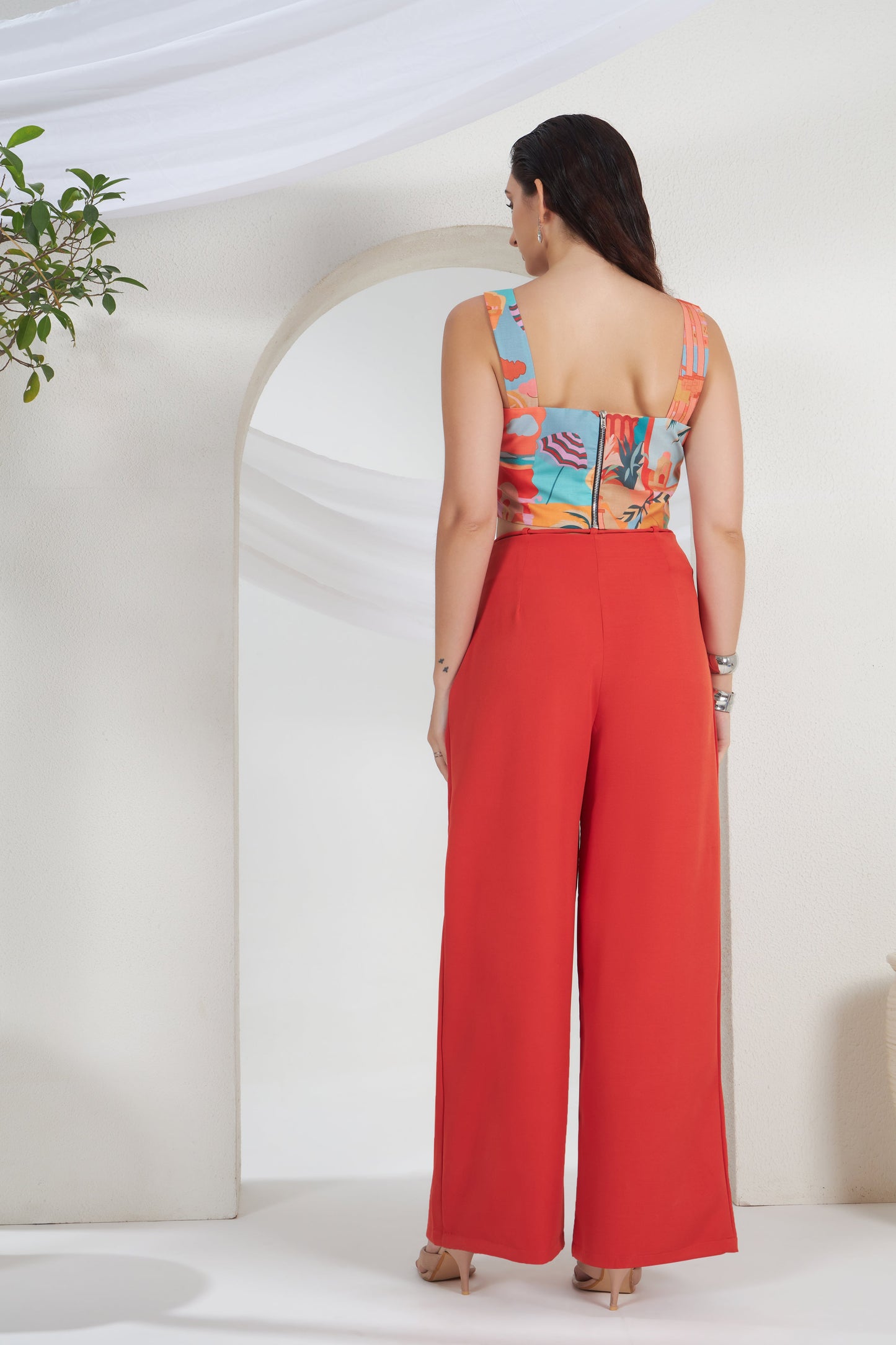 PLEATED FLARED OUT PANTS