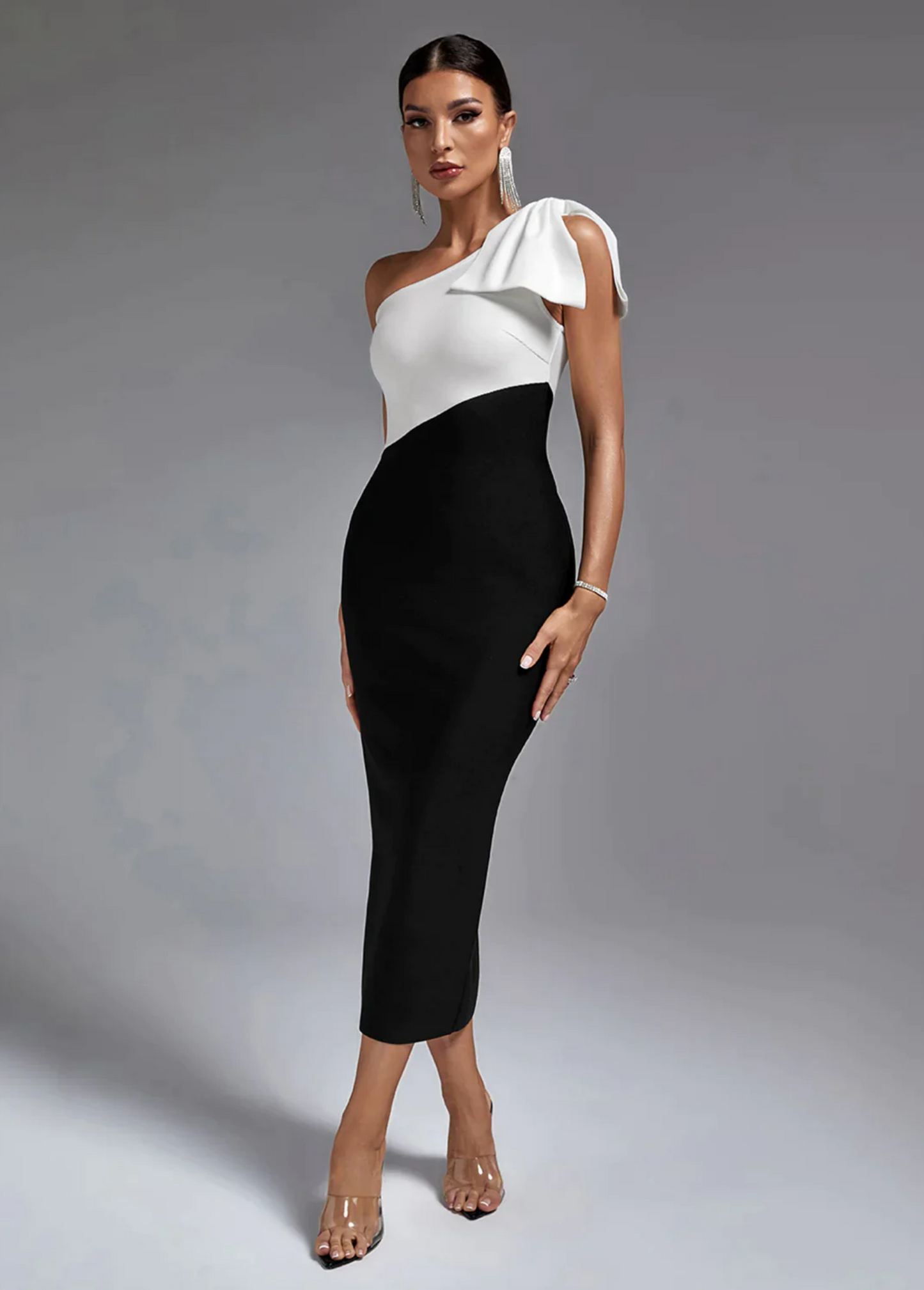BLACK & WHITE ONE SHOULDER  DRESS